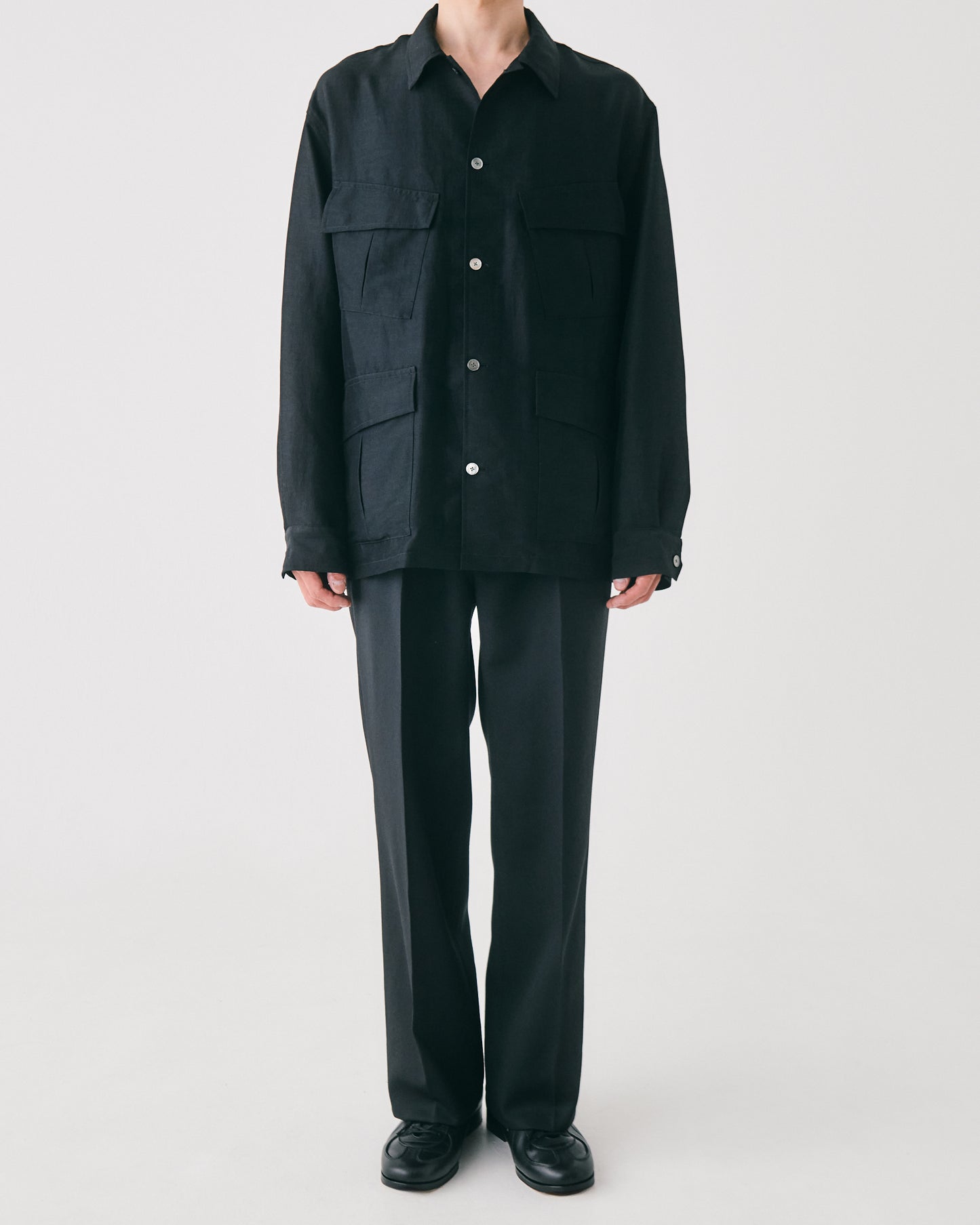 Grampians wool wide trousers (Black)
