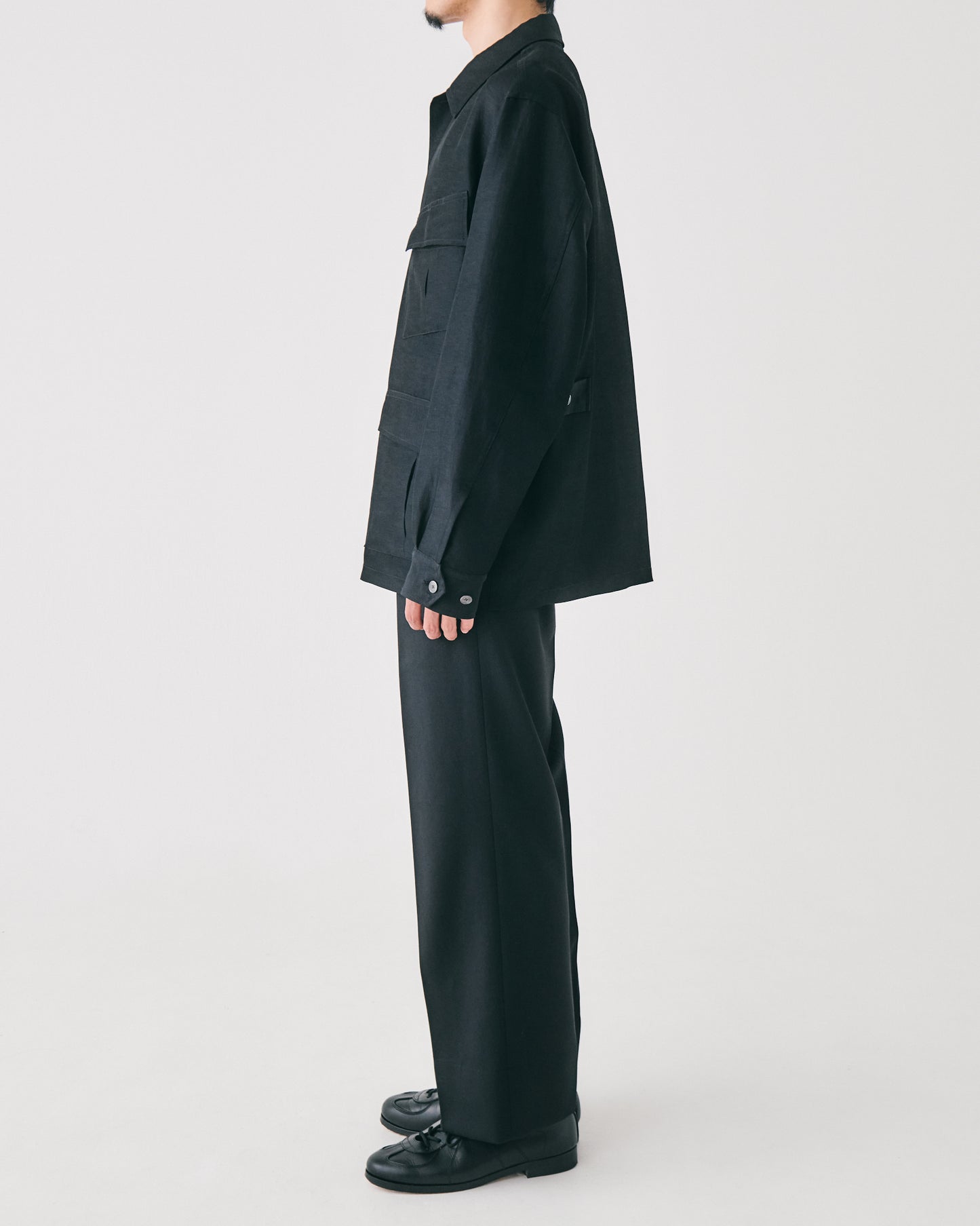 Grampians wool wide trousers (Black)