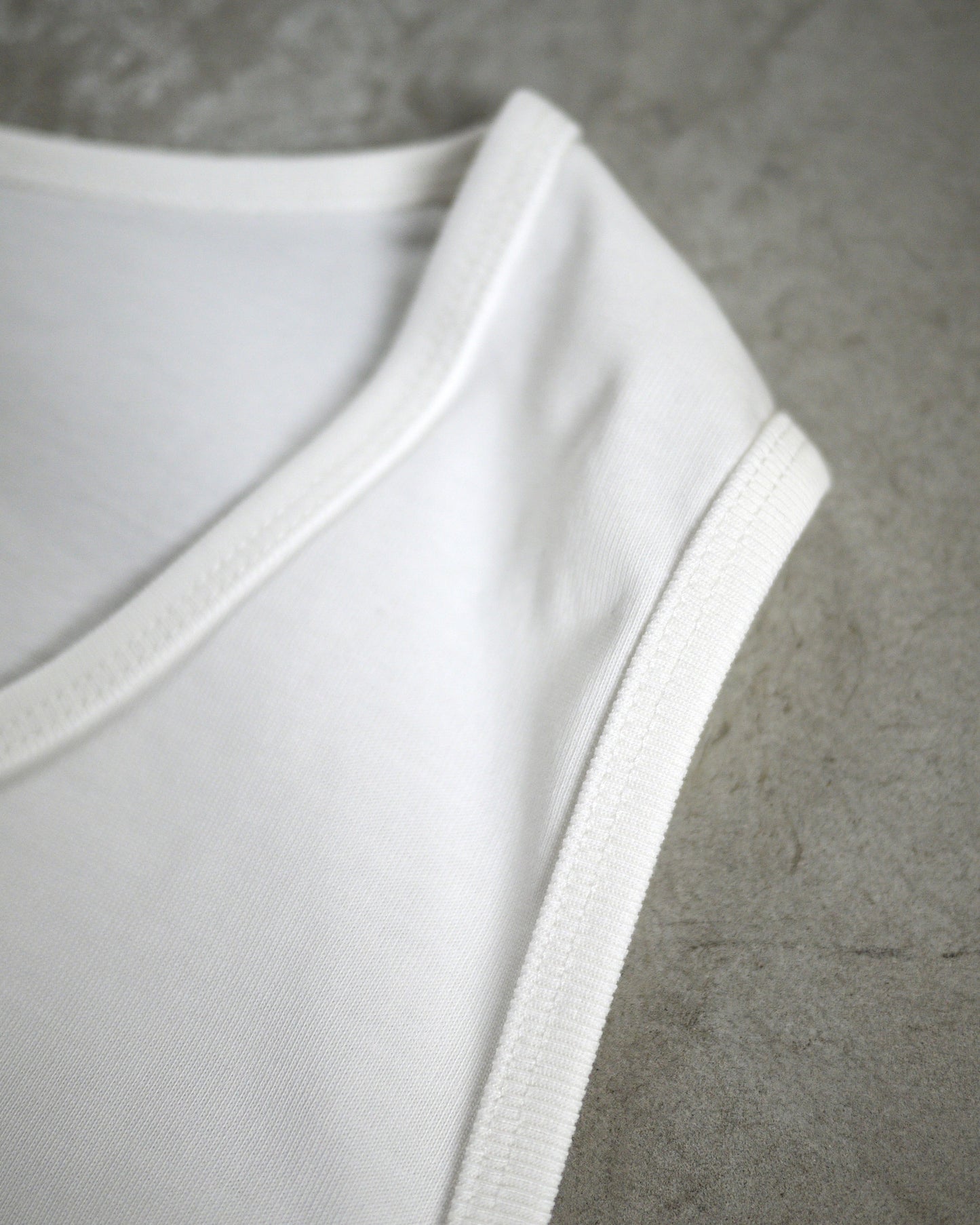 High gauge loose tank top (White)