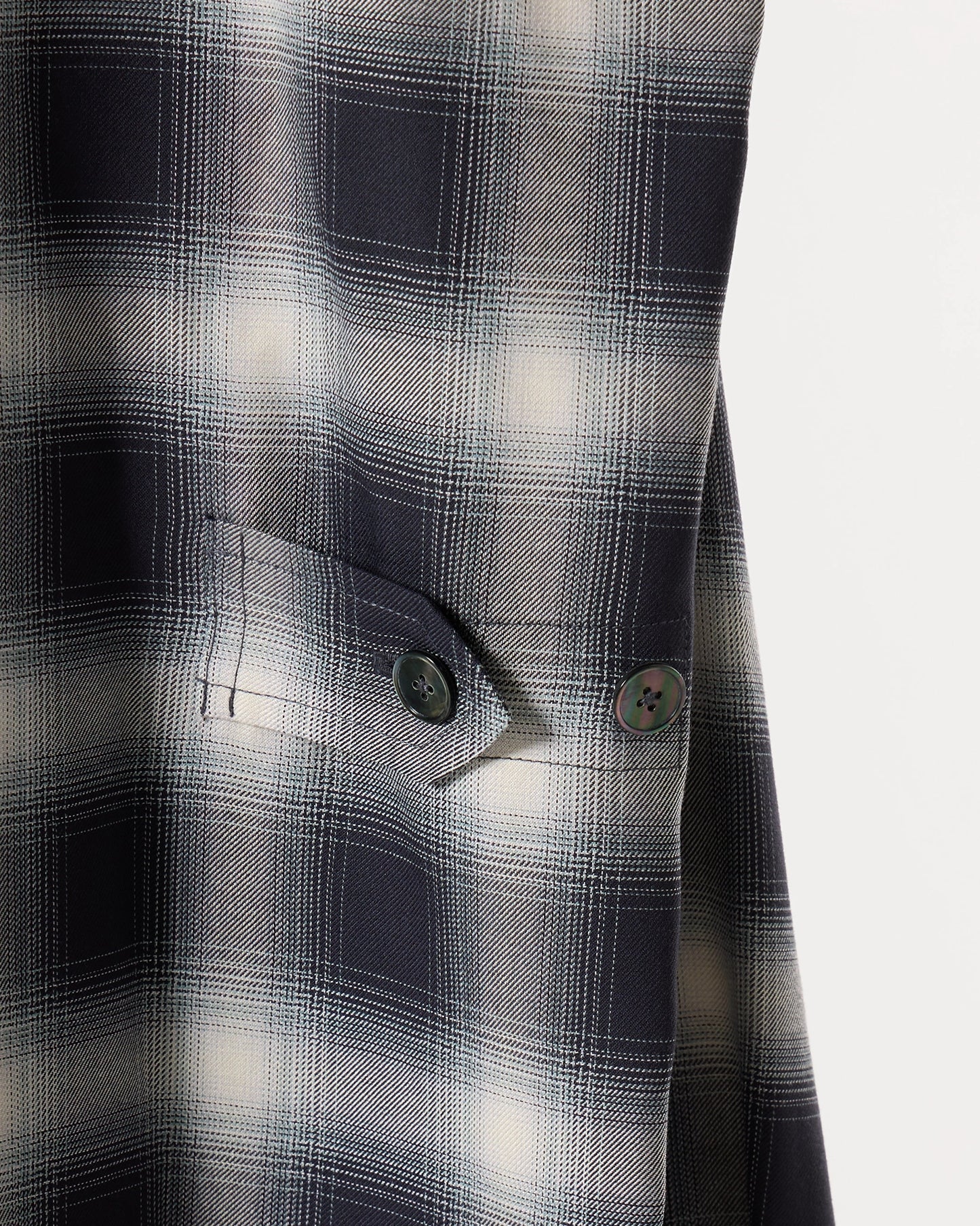 Rayon twill ombre check dress fatigue shirt jacket (Black ombre check)