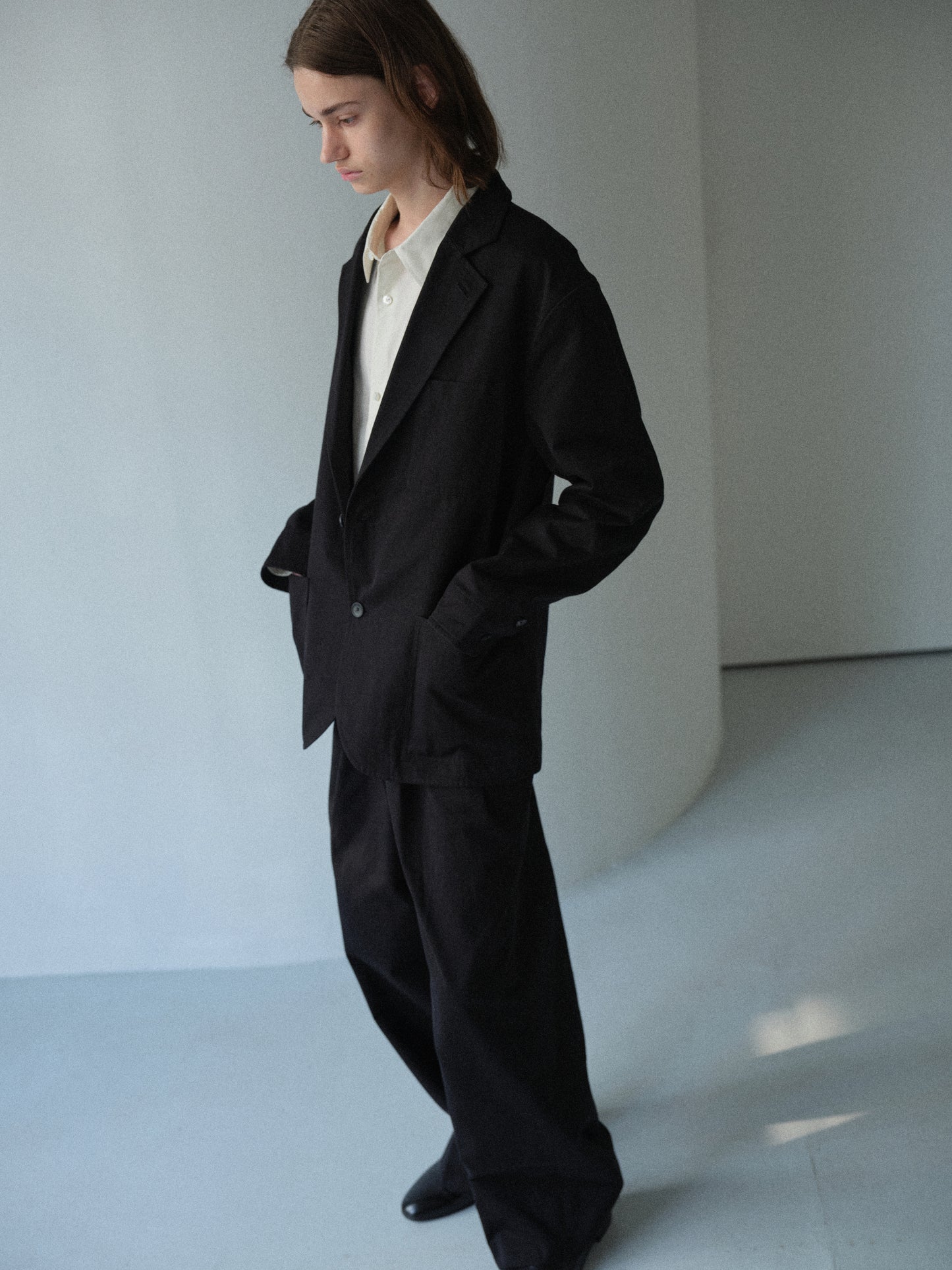 Cotton Cordura twill wide tapered trousers (Black)