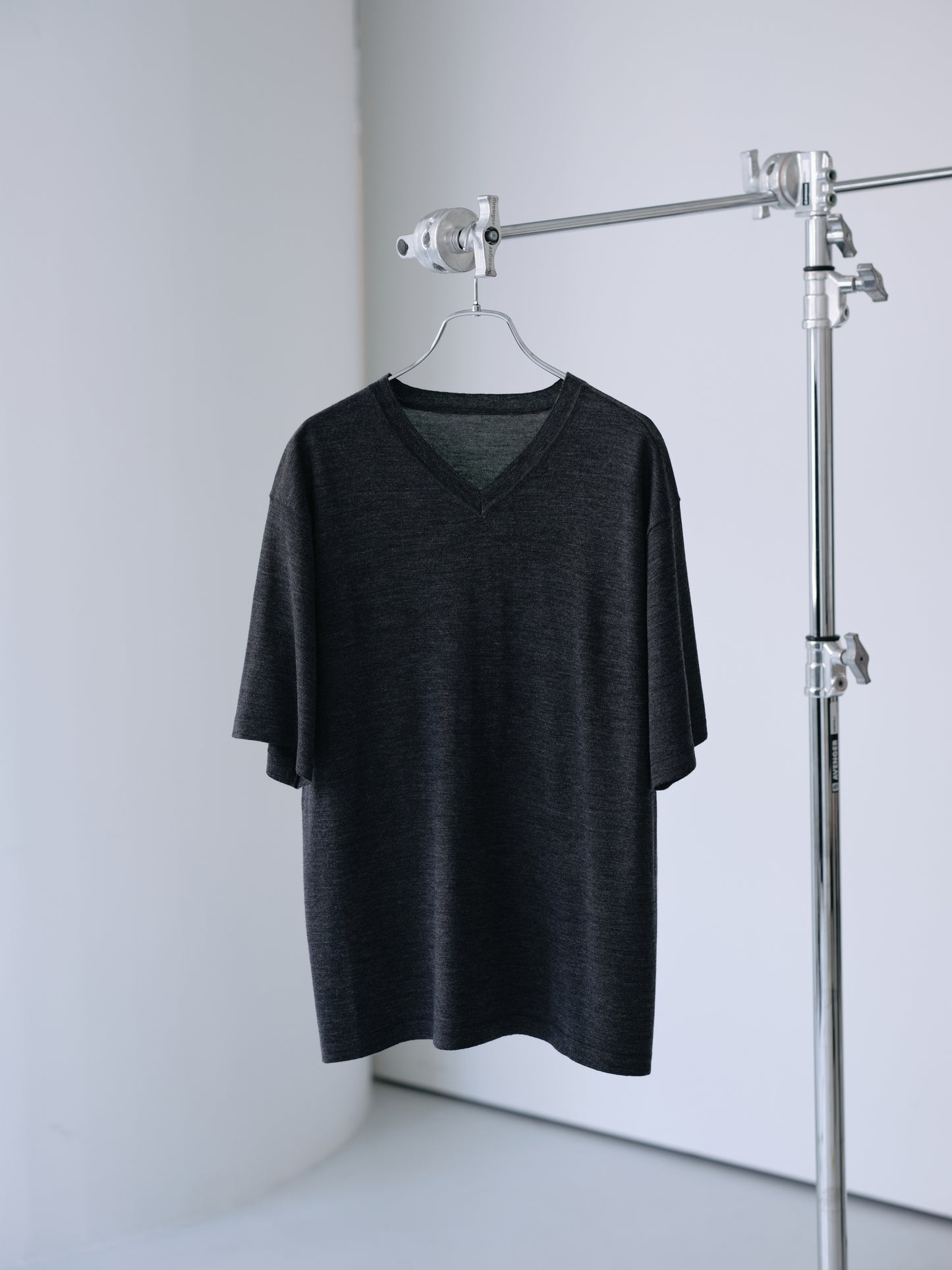 Biella Yarn V-Neck T-Shirt (Charcoal)