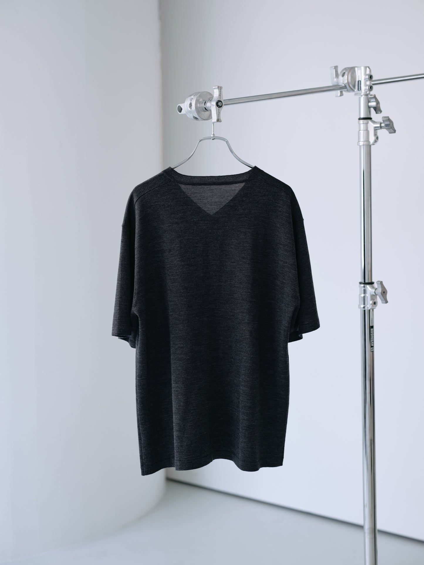 Biella Yarn V-Neck T-Shirt (Charcoal)