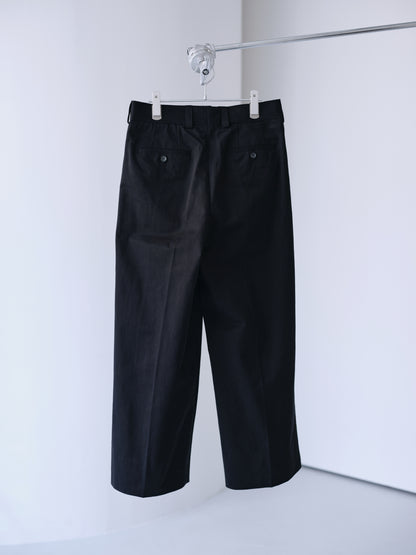 Cotton Cordura twill wide tapered trousers (Black)